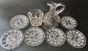 8 Pcs Vintage Glassware