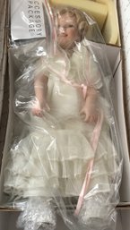 Vintage NIB Shirley Temple Porcelain Doll Flower Girl From The Danbury Mint, 17'H