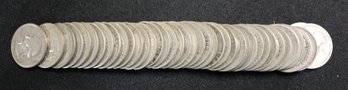 Roll Of 40 Washington Quarters - All Coins Dated In The 1930's - Some Mintmarked - Circulated