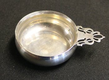 Sterling Silver Child's Porringer Made By ROGERS, LUNT & BOWLEN CO - Greenfield, MA - 1.04 Ozt