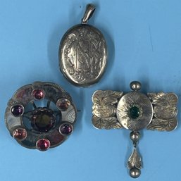 3 Pcs Antique  Victorian Jewelry -2 Brooches And Locket