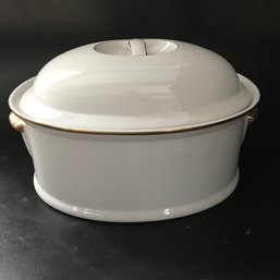 Elegant Oval White And Gold Lidded Oven To Table Serving Dish , 12' X 8.5' X 7'H