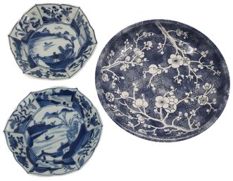 Pair Antique Chinese Porcelain Signed 12 Lobed Small Plates And Small English Metal Blue And White Tray