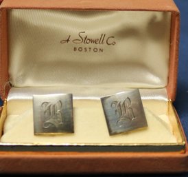 Pair Of Sterling Silver Cufflinks In A Box From Stowell Jewelers - Boston - Engraved With 'B'
