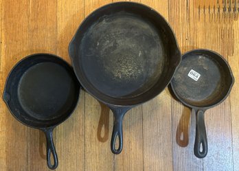 3 Cast Iron Pans Or Skillets, Wagner Ware Sidney -0- '9', Wagner's 1891 6.5', & No. '5' With Heat Ring