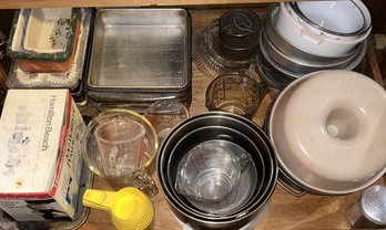 Large Quantity Slide Out Drawer With Various Cake Pans, Baking Dishes & Pyrexs Measuring Cups