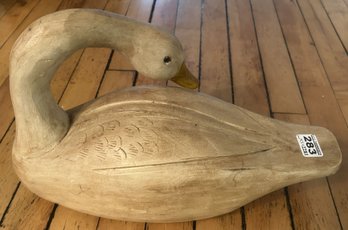 Vintage Carve White Preening Goose, 13.5' X 6.5' X 8.5'H
