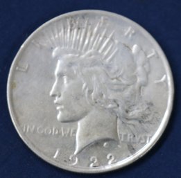 United States Silver Dollar - 1922-P Peace Dollar - Circulated