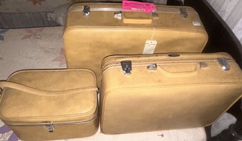 3 Pcs Vintage Gold Vinyl Luggage, Largest 23' X 7' X 16.5'H