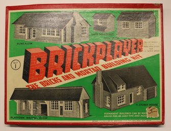 Game From England - Brickplayer - Real Miniature Bricks With Mortar And Plans Plus Instructions