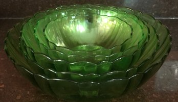 5 Pcs Graduated Green Glass Bowls, Largest 9' Diam