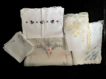 14 Pcs Incredible Hand Embroider, Place Mats, Napkins & Handkerchiefs, Various Designs