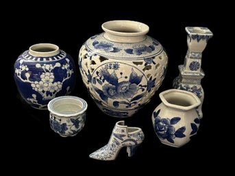6 Pcs Late 20thC Chinese Themed Blue & White Porcelain Vases, Largest 7.5' Diam. X 7.5'H