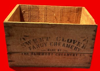 Wooden Crate Stamped Sweet Clover Fancy Creamery Made By The Fairmont Creamery Co, 14-5/8' X 10-7/8' X 8-12'H