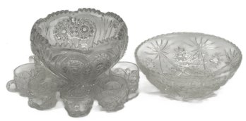 8 Pcs Vintage Pressed Glass, Saw Tooth Edged Punch Bowl 10' Diam. X 7'H & 6 Cups And Chip Bowl