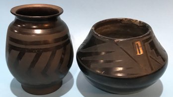 2 Pcs Vintage Native American (Possibly Navajo) Black Pottery, Appear To Be Unsigned