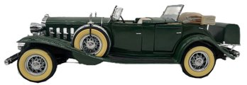 Vintage 1988 Danbury Mint Classic 1932 Cadillac, Green, 16 Cylinders, With Original Title, Scale Metal Model