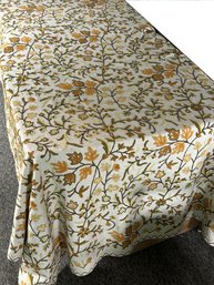 Beautiful Vintage Crewel Work Table Scarf, 60' X 91.5' Rect.