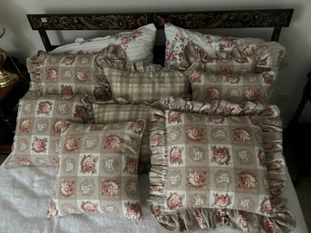 8 Pcs Rose Themed Throw Pillows