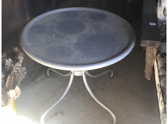 Vintage Aluminum  Round Outdoor Table