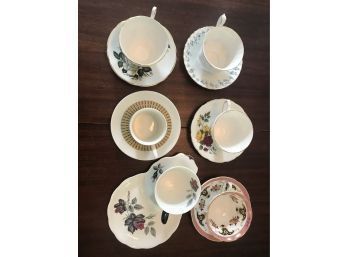 6 Sets Chian Cups And Saucers