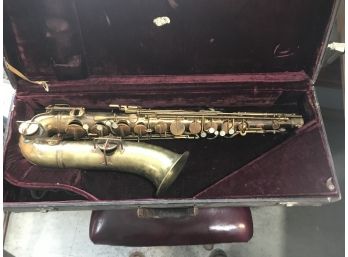 Vintage 1914 Buescher True-tone Low Pitch Alto Saxophone