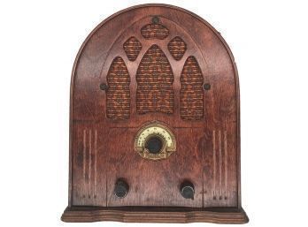 Vintage Wooden Franklin Cathedral Tombstone Beehive Radio, Model C-101, WORKING!