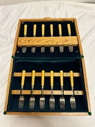 Vintage Fork And Knife Cutlery Set Of 6