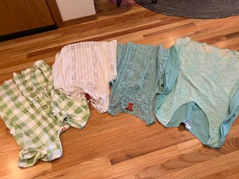 Womens Lot Of 4 Blouses