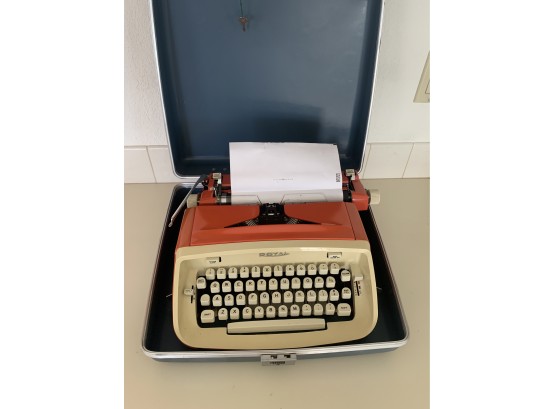 Vintage Retro Mid Century MCM 1964 Orange Royal Safari Manual Portable Typewriter With Locking Case, Key,