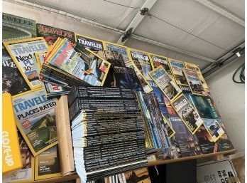 Large Lot Of National Geographic Travelers Magazines & Adventurer Magazines