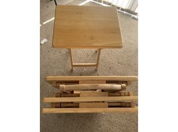 Lot Of 4 Oak Tv Trays  With Stand