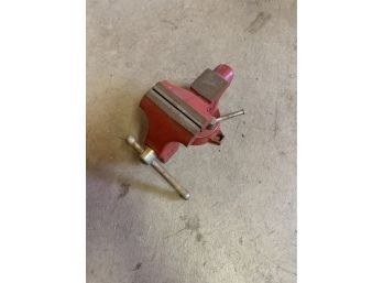 Red Smaller Vise