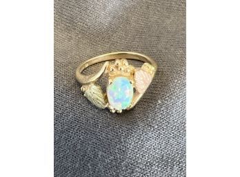 Beautiful Black Hills Gold Ring And Opal Stone Marked 10 Carat