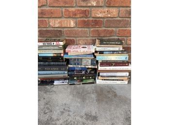 Large Lot Of Books, Mostly Paperback Inc The Quran