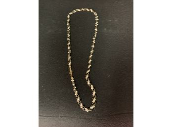 Black & White Pearl Look Necklace Approx 28' Long