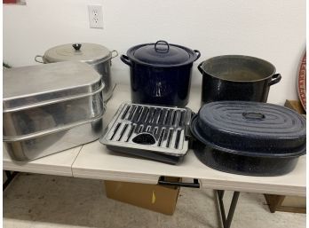 Vintage Blue Enamel  Bakeware Spatterware Pot Stock Pot, Roaster, Canning  Etc.  Great For Thanksgiving!