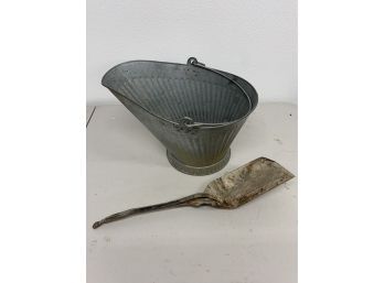Vintage Galvanized Coal Scuttle Fireplace Ash Bucket W/Scoop Shovel