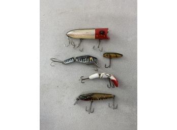 5 Old Antique Wooden Fishing Lures 2 With Glass Eyes. Heddon Lucky 13, Kautzky Flex Ike, L&s Bassmaster