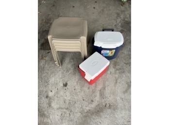 Lot Of Two Small Coolers And 4 Plastic Stacking Side Tables