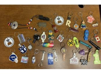 Large Lot Of Keychains Incl Many Travel Souvenir Collectables