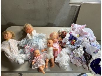 Lot Of 5 Baby Dolls With Lots Of Extra Clothes