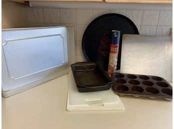 Cake & Muffin Pans, Cookie Sheet, Pizza Pan, Cutting Boards
