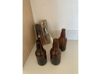Vintage Sarsaparilla Glass Bottle Soda Sioux City Embossed Cowboy Saloon And Bottle Capper
