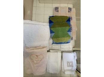 Lot Of Various Bath And Hand Towels