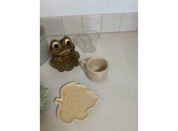 Vintage Crock, Froggy, Leaf  Server And Small Vase W Pebbles