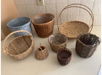 Lot Of Woven Wicker Mix Baskets & Planters