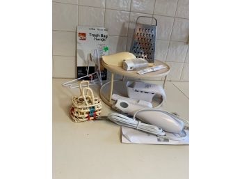 Lot Of Kitchenware Incl Pampered Chef, Lazy Susan, Electric Knife, Shredder, Night Light, Scoop