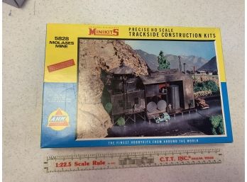 AHM HO Minikits 5828 Molasses Mine Building Kit