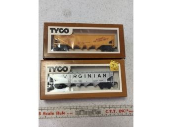 2 Tyco HO Scale Hopper Cars # 344c Virginian & 344 E Union Pacific